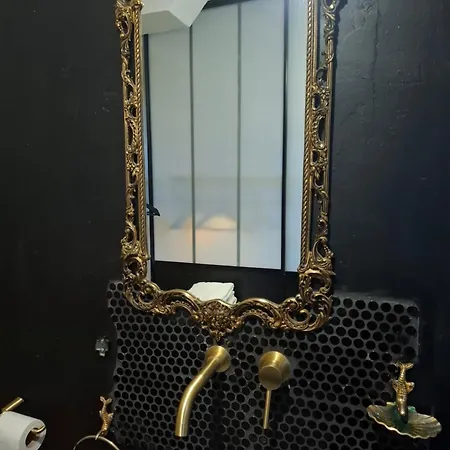 Château De Fajac La Selve Couette-café 3*